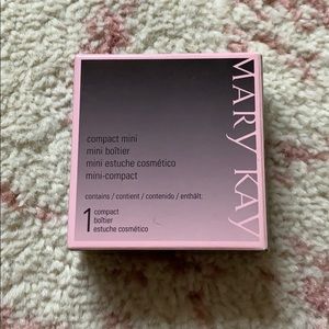 Mary Kay Small Compact Mini